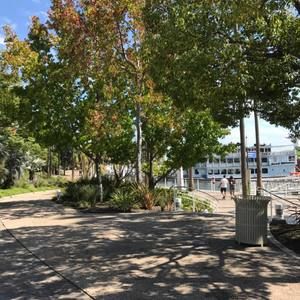 Meet your Posher, Li